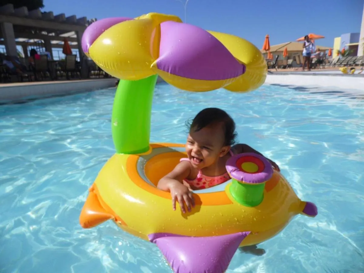 Lacqua diroma - Descanso Merecido, Park aquático 24h - PISCINA DE ONDAS, Com roupa de cama e banho Caldas Novas Brasil